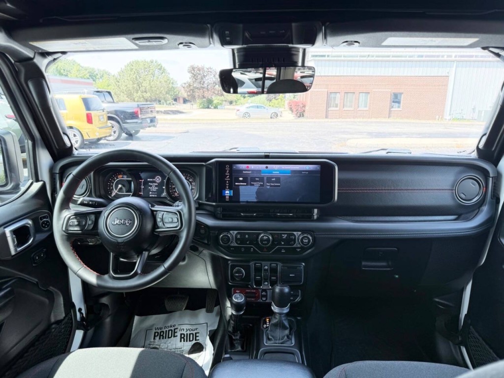 2024 Jeep Wrangler Image 26
