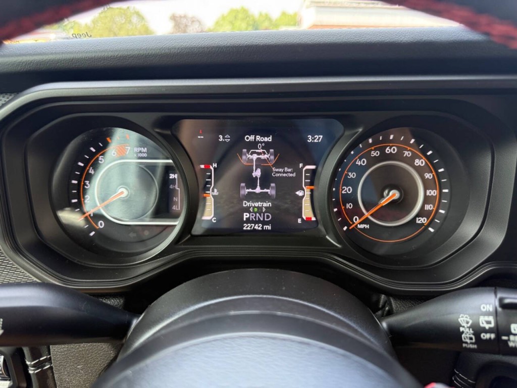 2024 Jeep Wrangler Image 33