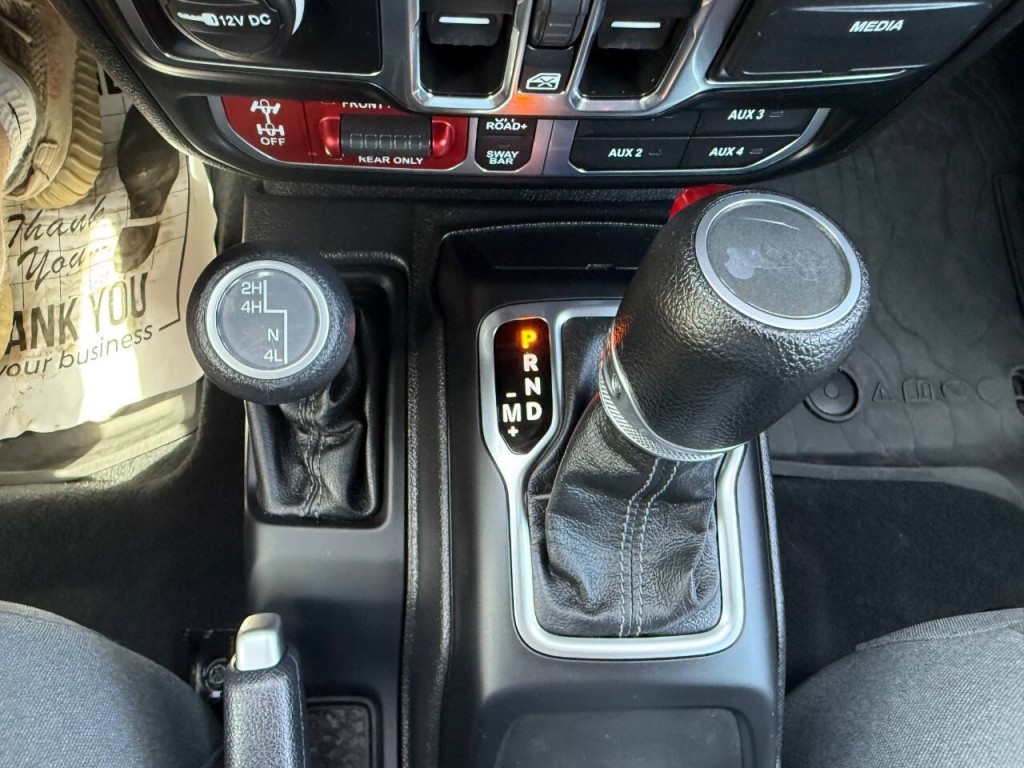 2024 Jeep Wrangler Image 38
