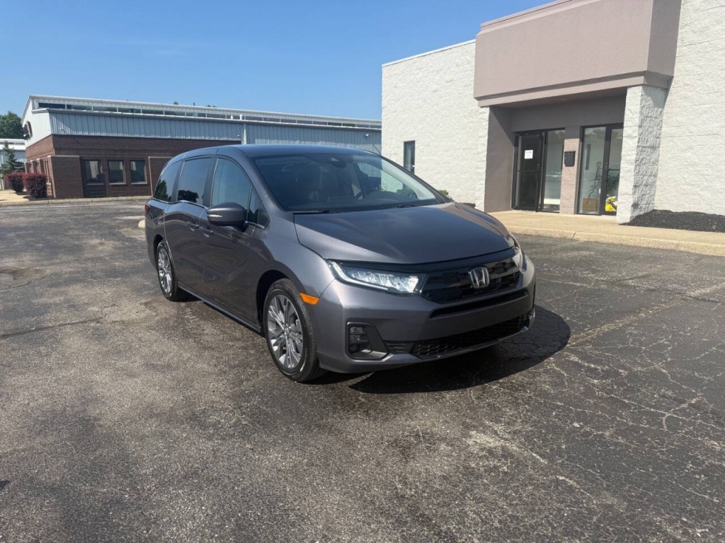 2025 Honda Odyssey Image 3