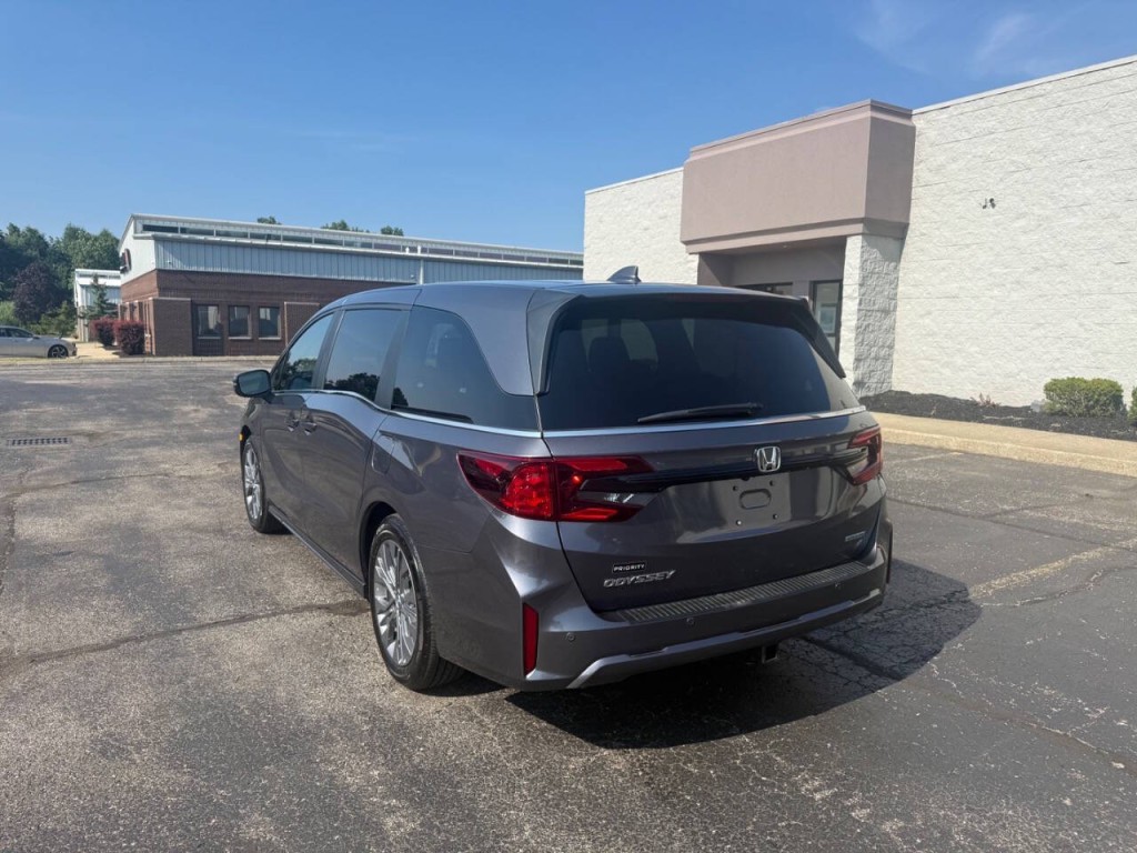 2025 Honda Odyssey Image 7
