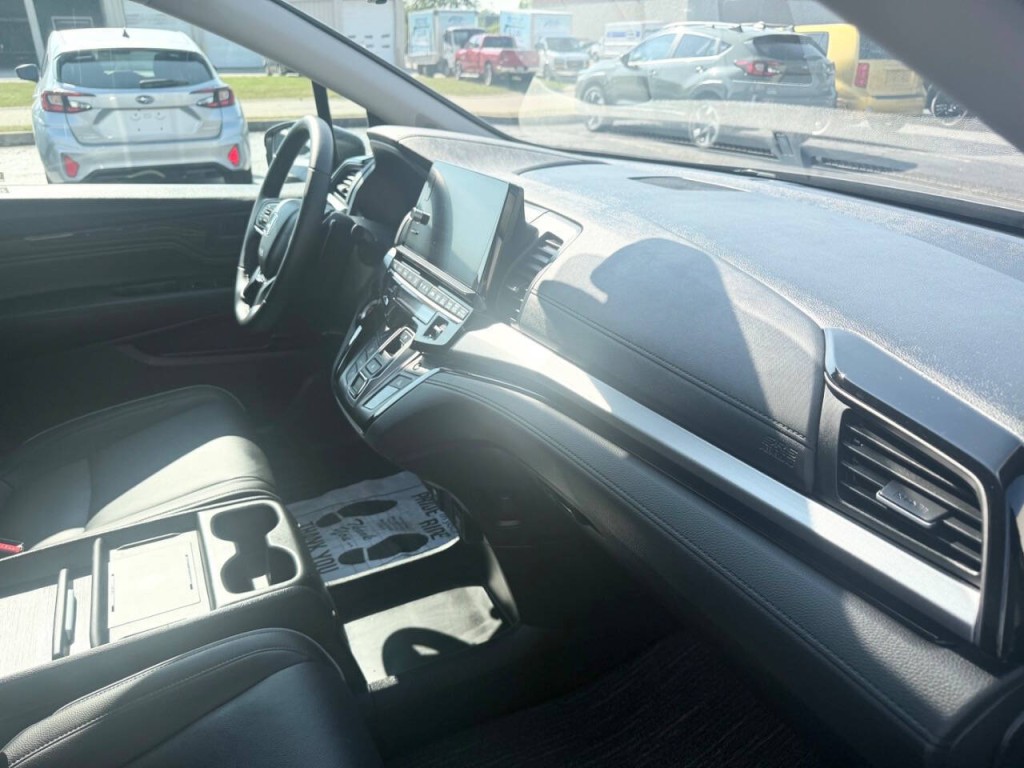 2025 Honda Odyssey Image 30