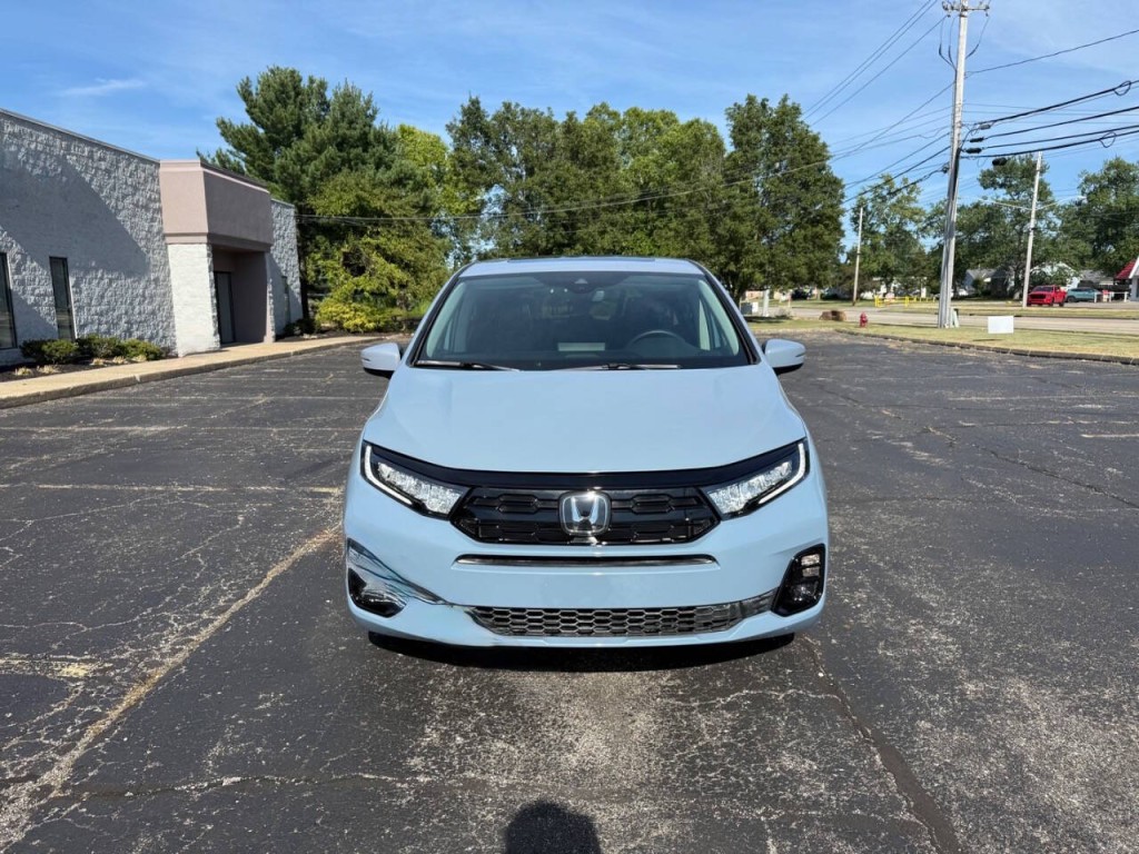 2025 Honda Odyssey Image 2