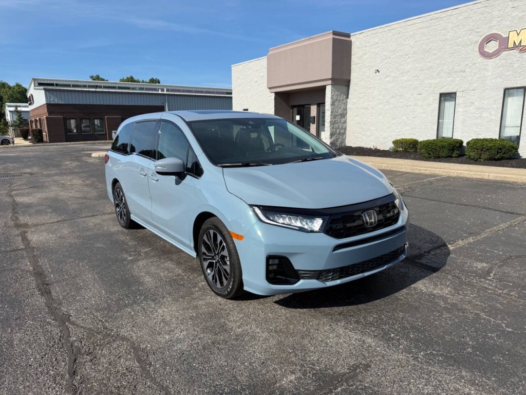 2025 Honda Odyssey Image 3