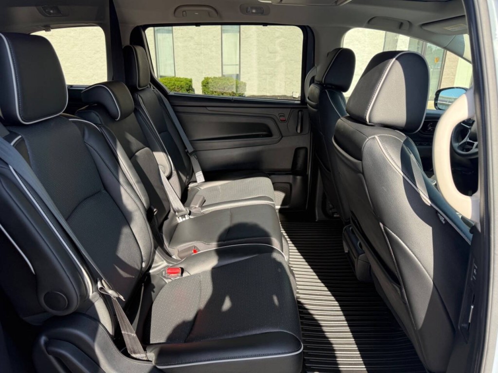 2025 Honda Odyssey Image 25