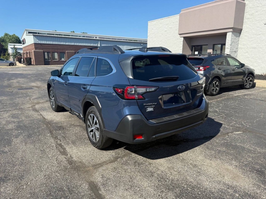 2024 Subaru Outback Image 8