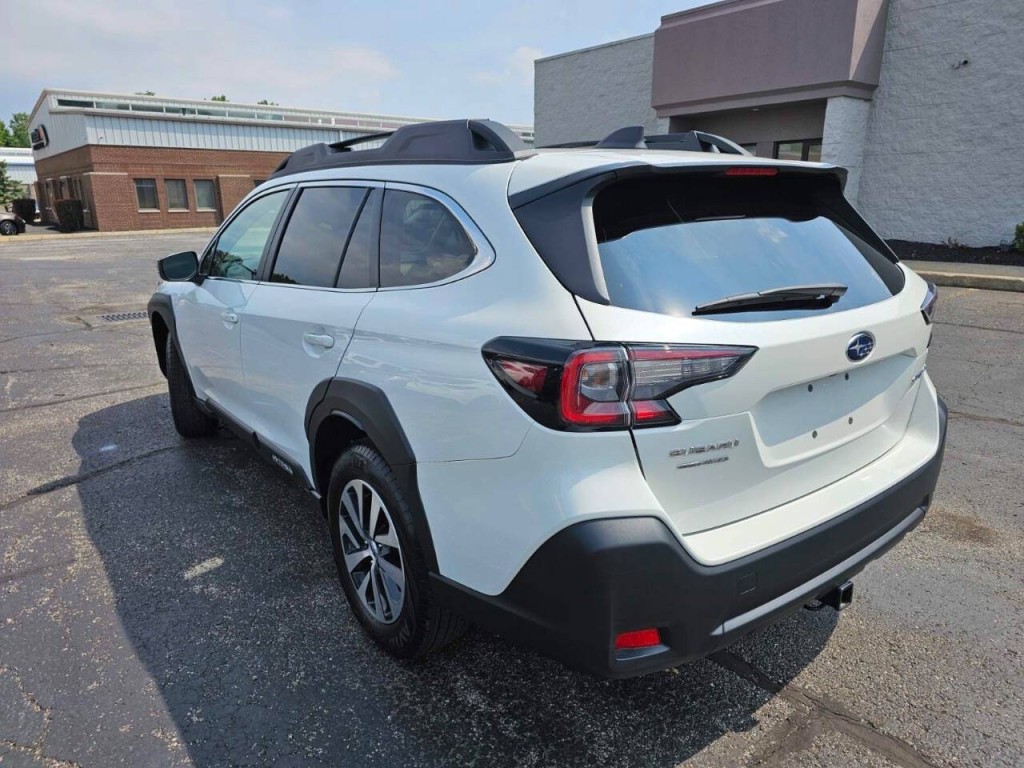 2024 Subaru Outback Image 9