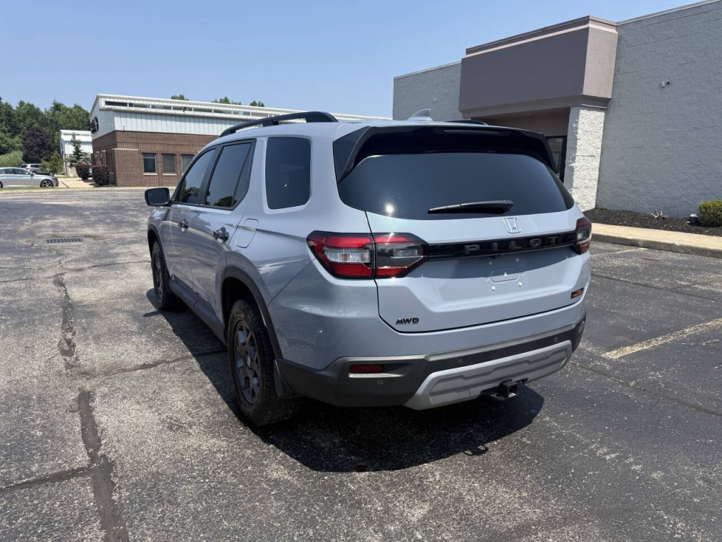 2025 Honda Pilot Image 8