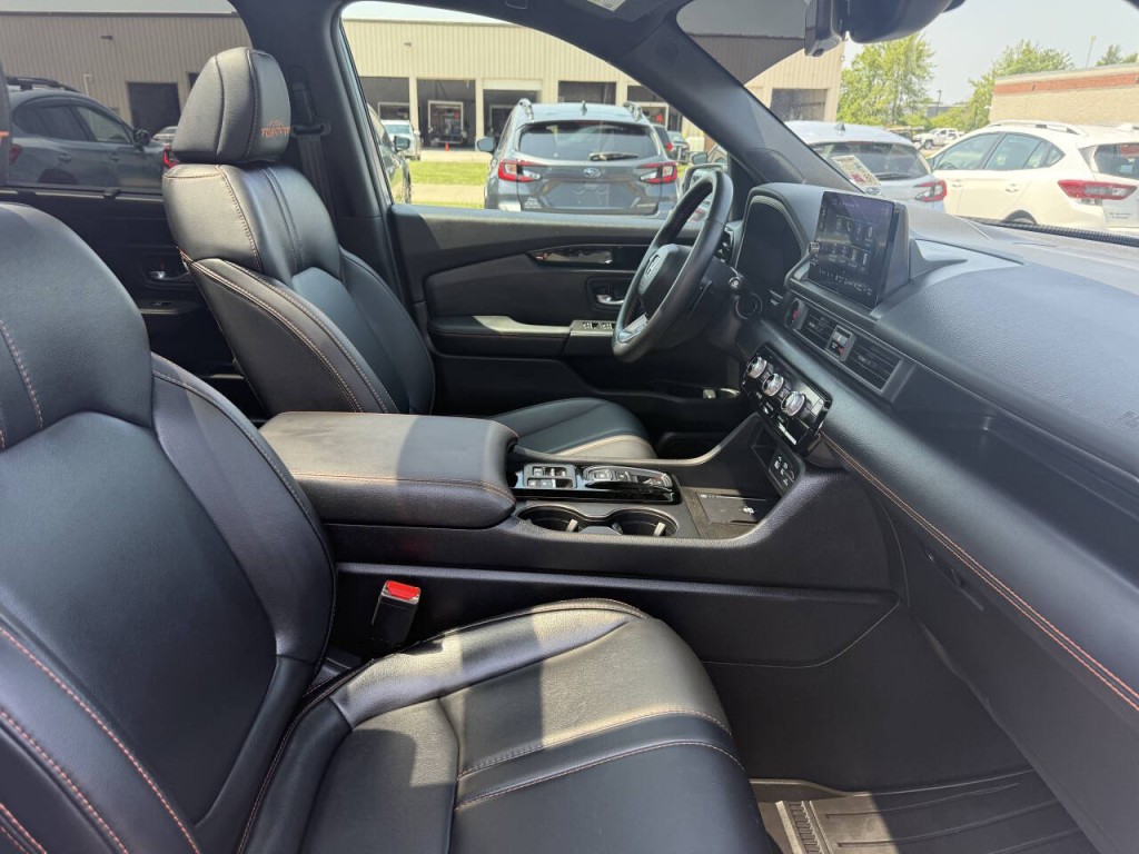 2025 Honda Pilot Image 36
