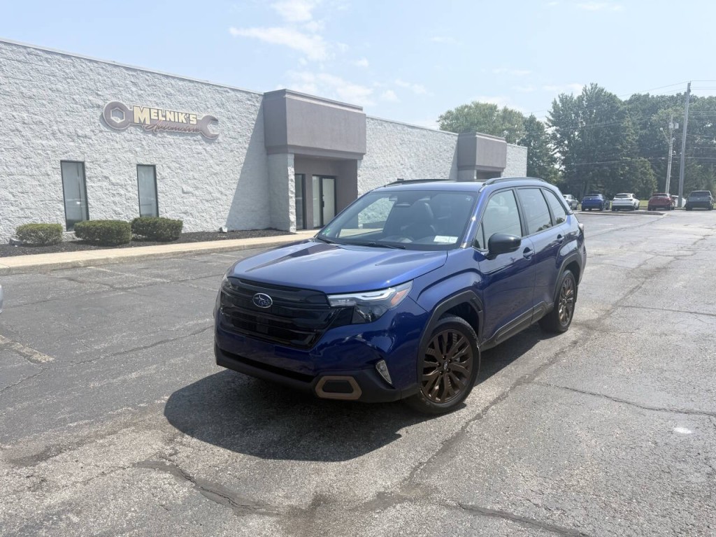 2025 Subaru Forester Image 2