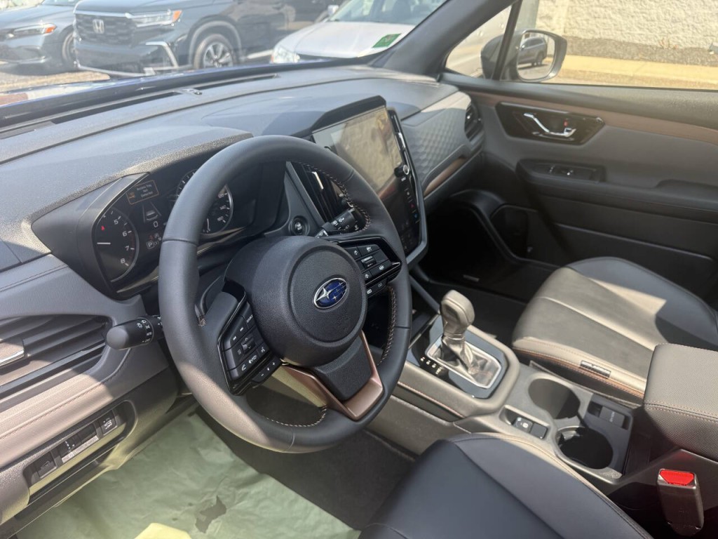 2025 Subaru Forester Image 16