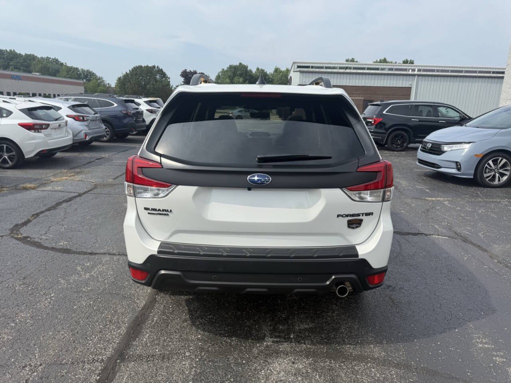 2024 Subaru Forester Image 7