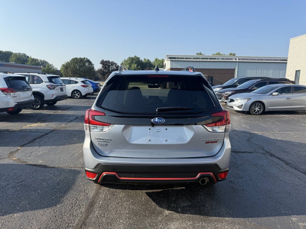 2024 Subaru Forester Image 7