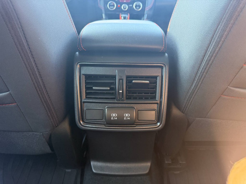 2024 Subaru Forester Image 24