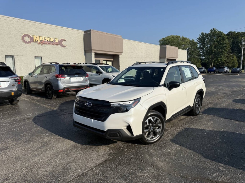 2025 Subaru Forester Image 2