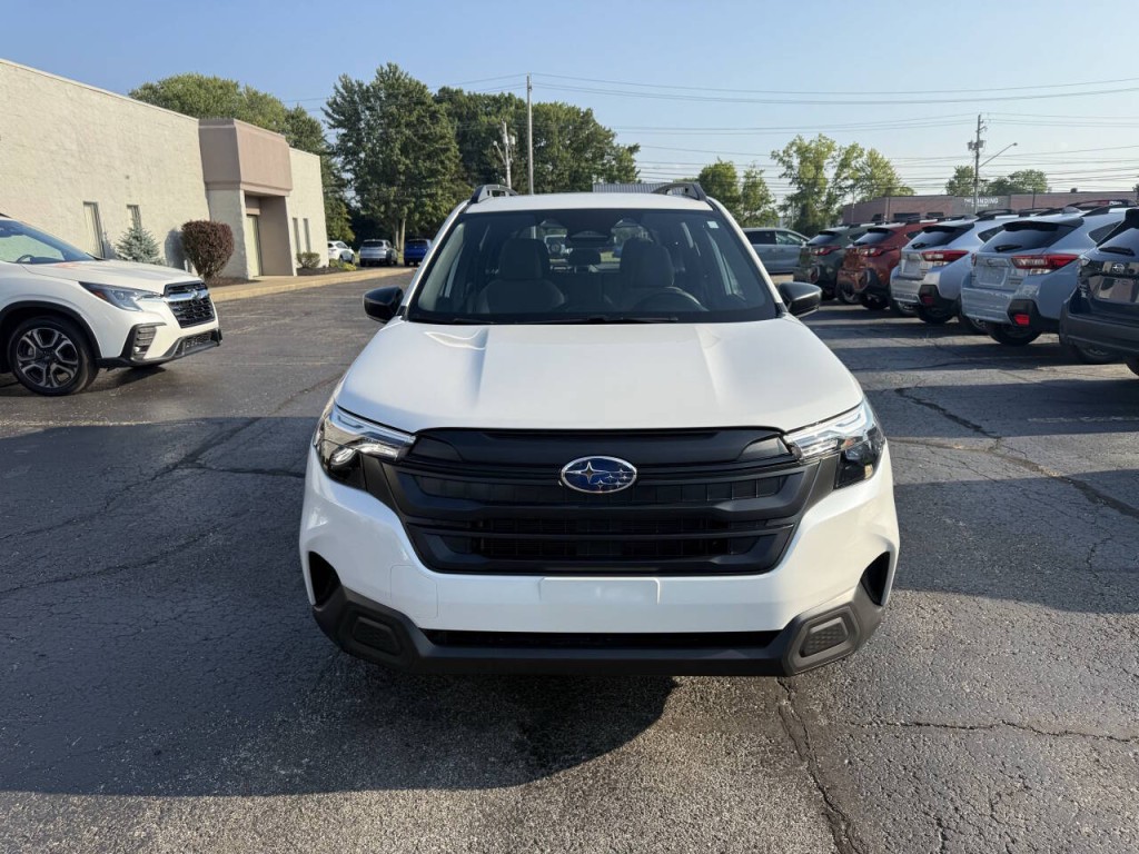 2025 Subaru Forester Image 3