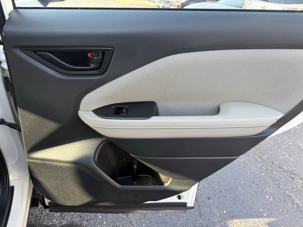 2025 Subaru Forester Image 21