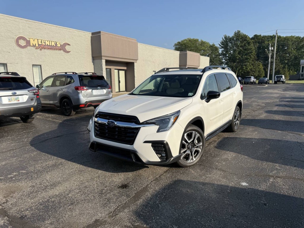 2024 Subaru Ascent Image 2