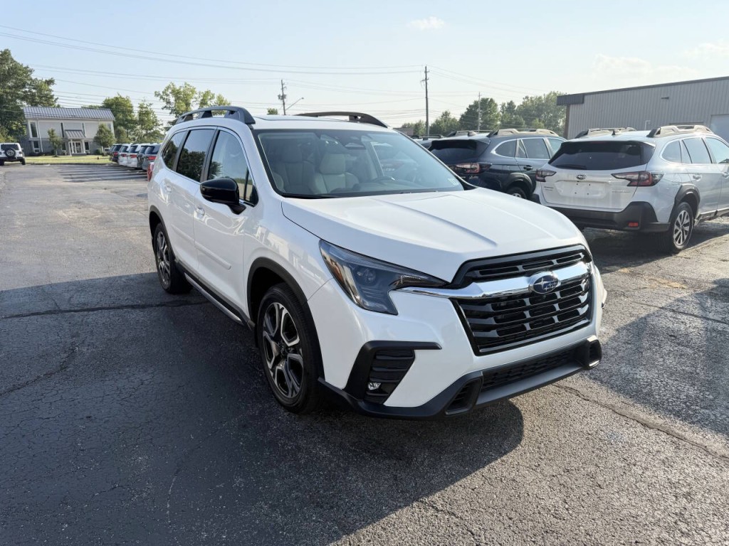 2024 Subaru Ascent Image 4