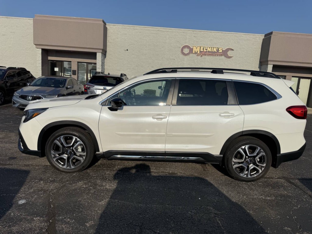 2024 Subaru Ascent Image 9