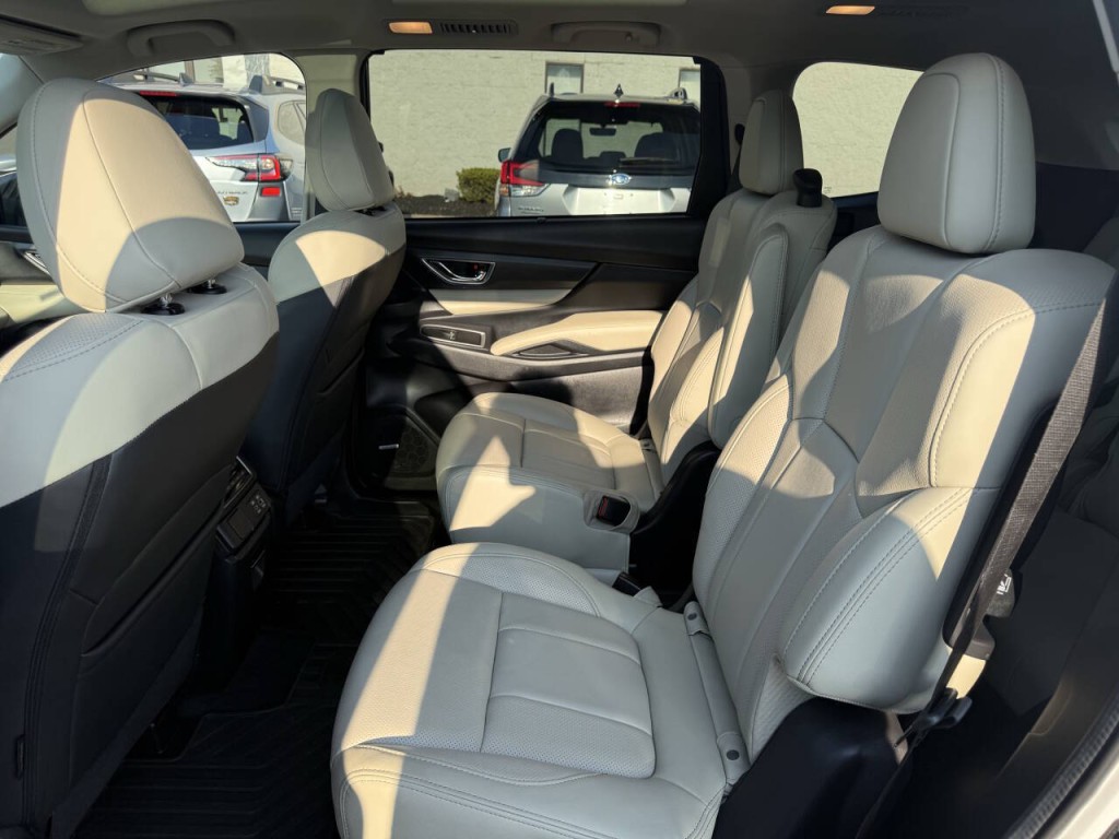2024 Subaru Ascent Image 21