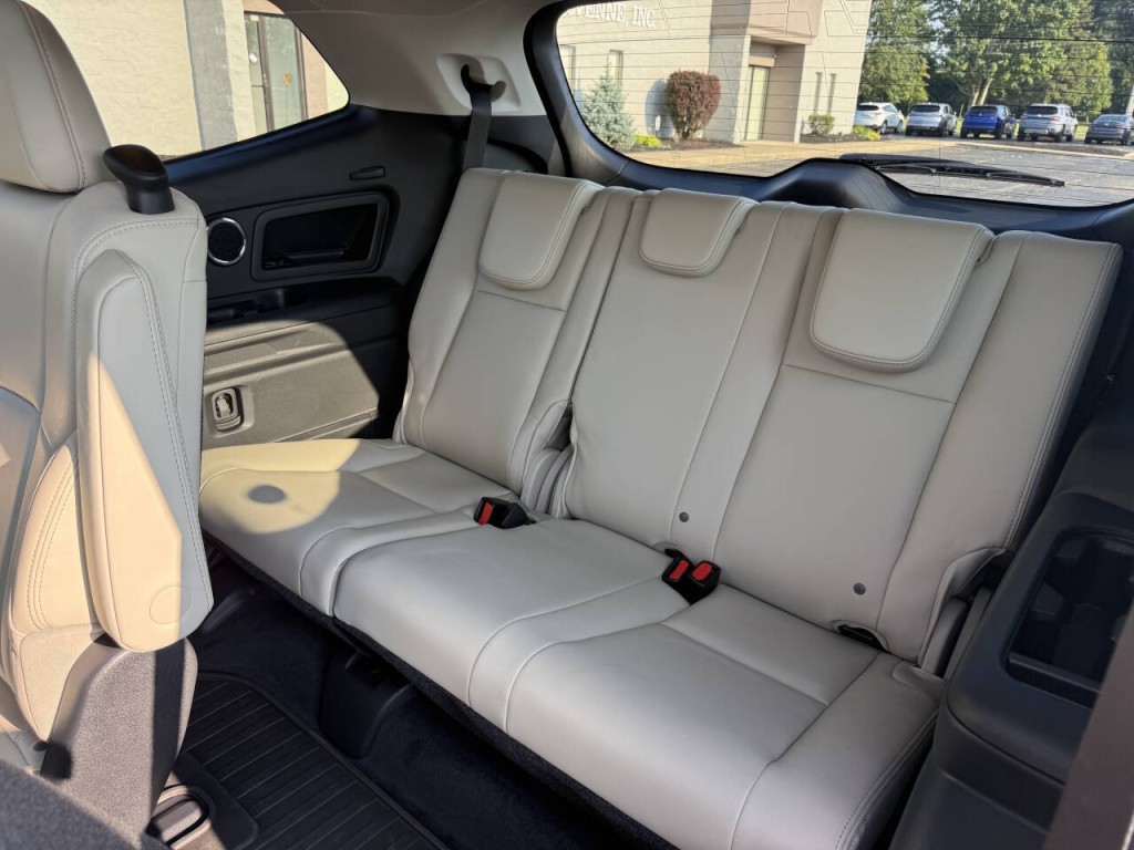 2024 Subaru Ascent Image 22