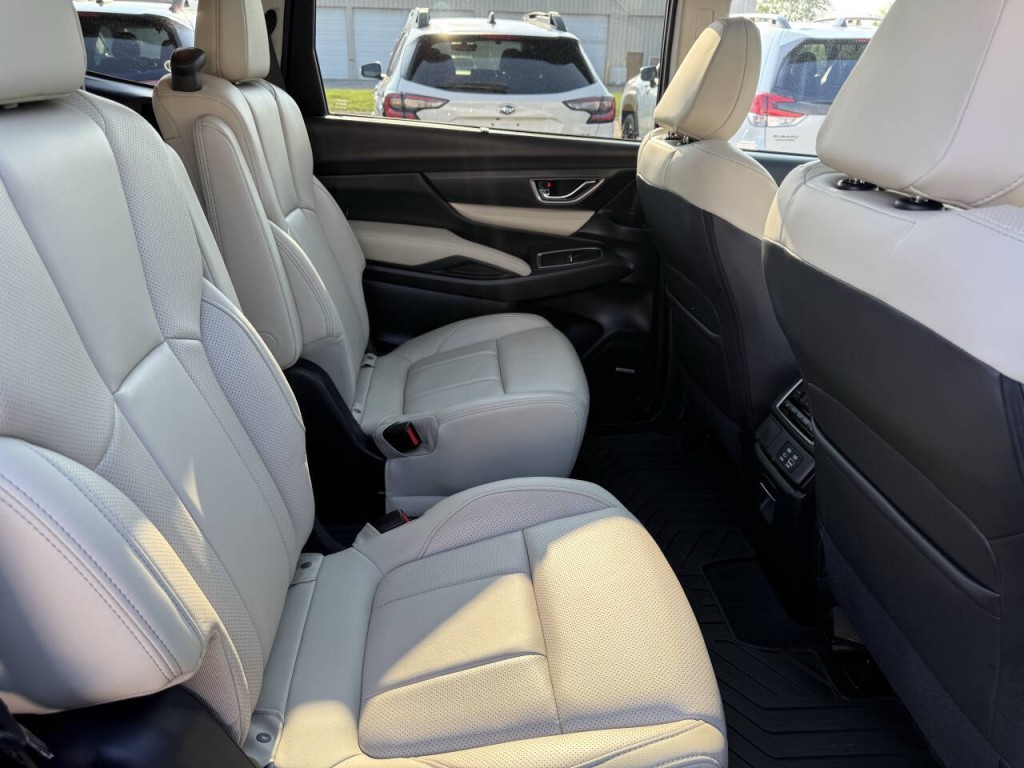 2024 Subaru Ascent Image 28