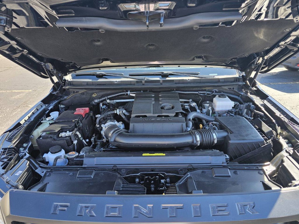 2023 Nissan Frontier Image 14