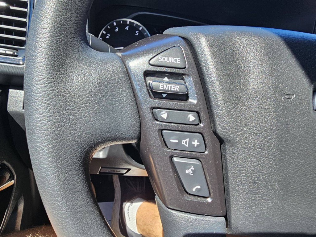 2023 Nissan Frontier Image 33