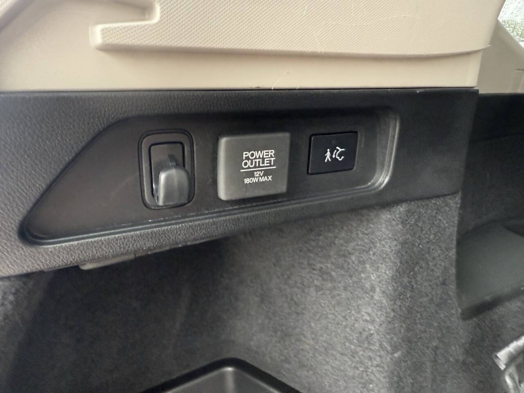 2022 Acura MDX Image 23