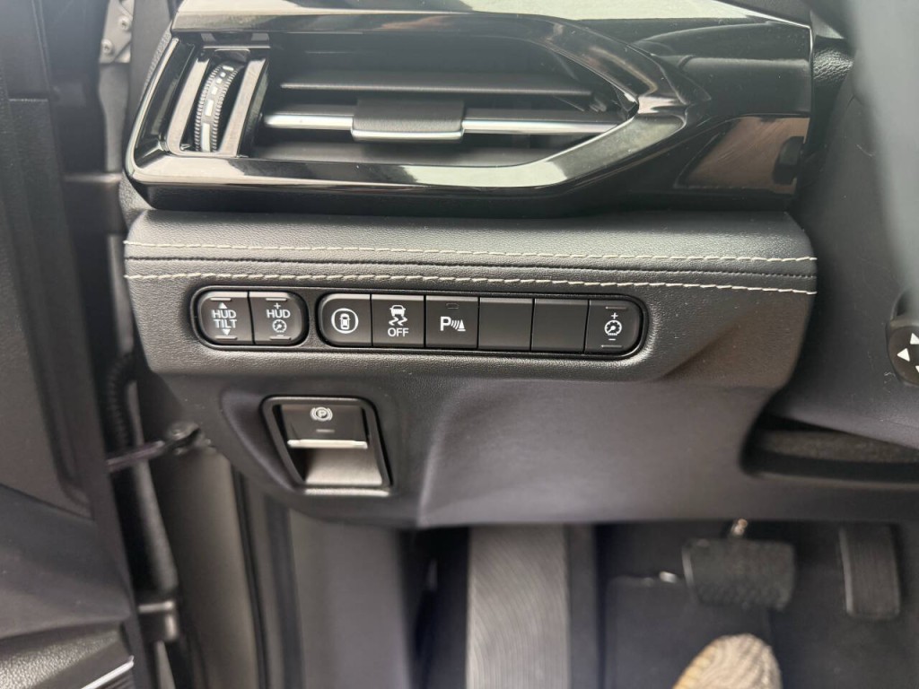 2022 Acura MDX Image 35