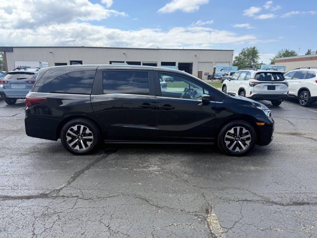 2025 Honda Odyssey Image 5