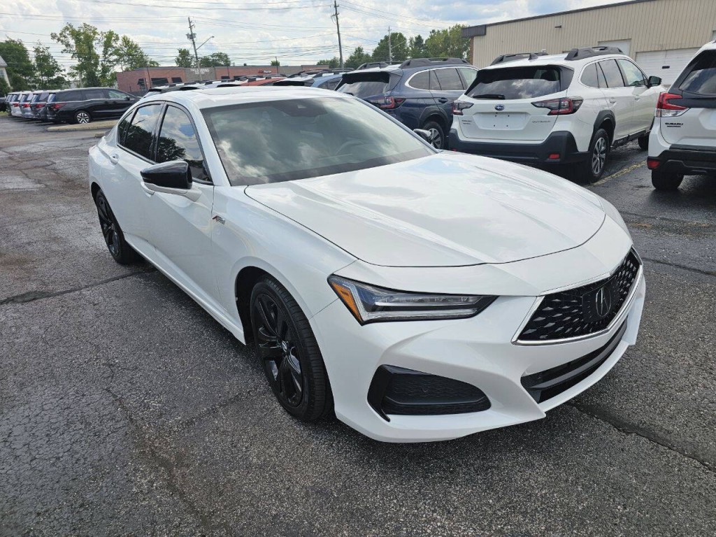 2023 Acura TL Image 4