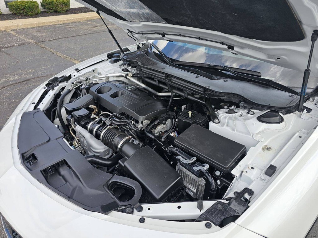 2023 Acura TL Image 15