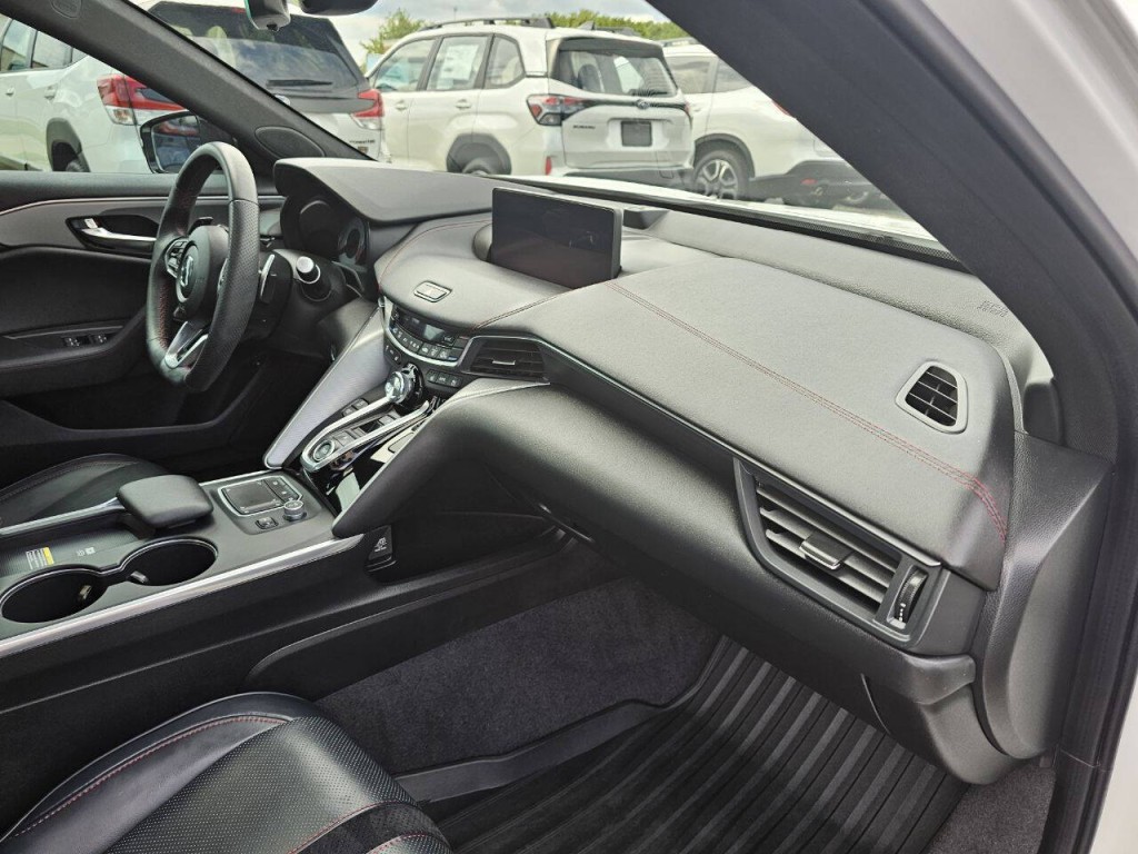 2023 Acura TL Image 32