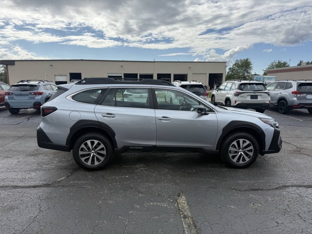 2025 Subaru Outback Image 5