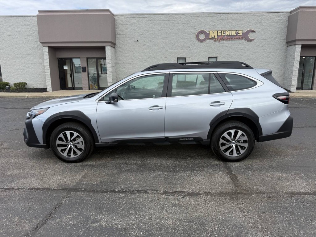 2025 Subaru Outback Image 9