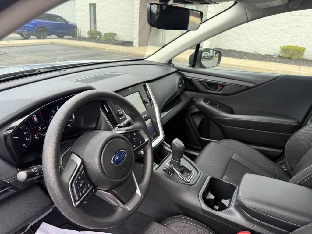 2025 Subaru Outback Image 16