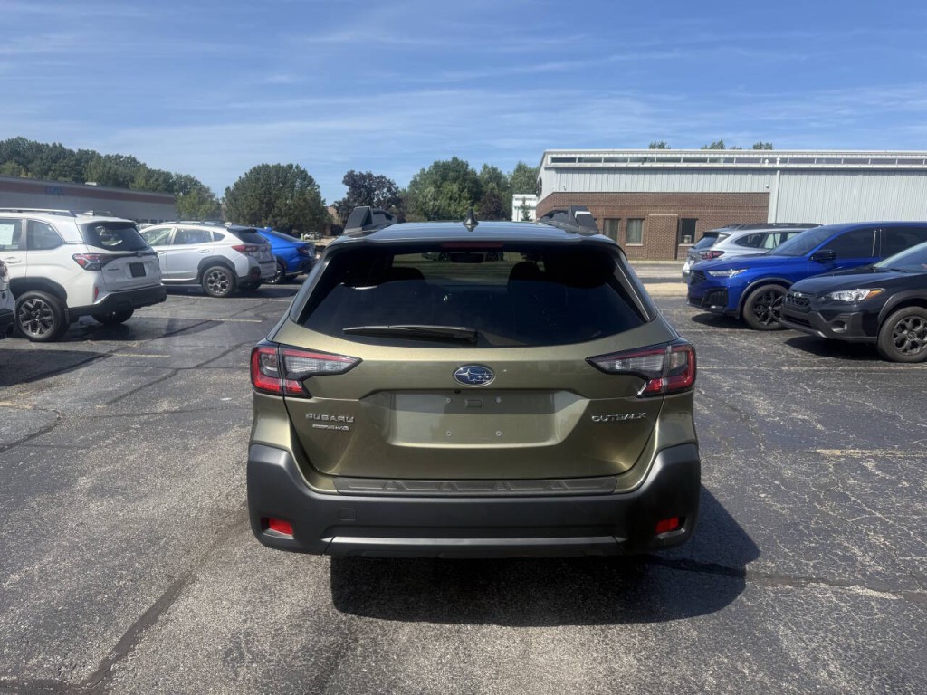2025 Subaru Outback Image 6
