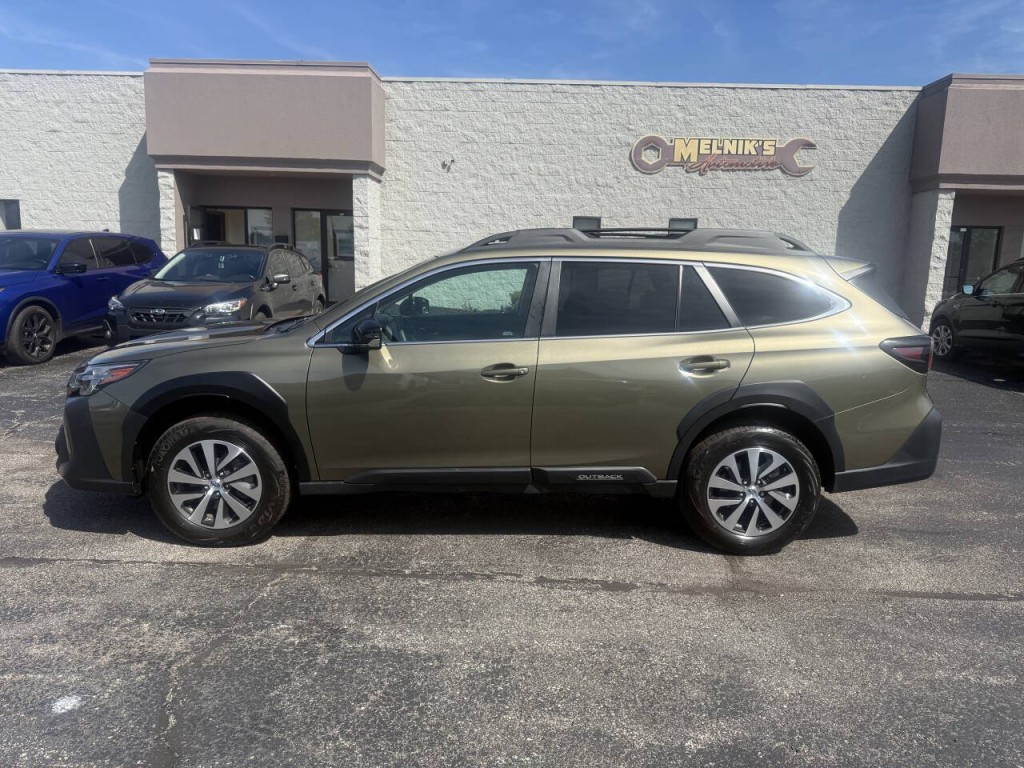2025 Subaru Outback Image 8