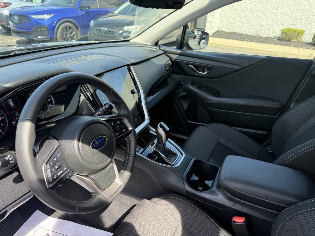 2025 Subaru Outback Image 15