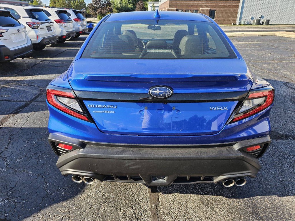 2024 Subaru WRX Image 8