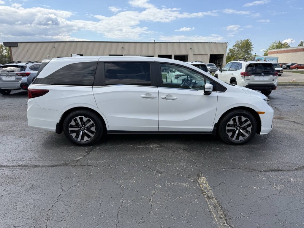 2025 Honda Odyssey Image 5