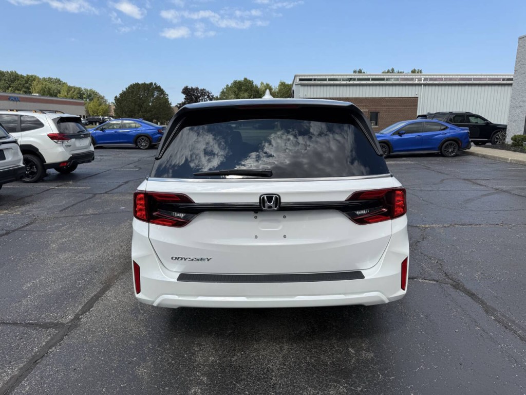 2025 Honda Odyssey Image 7