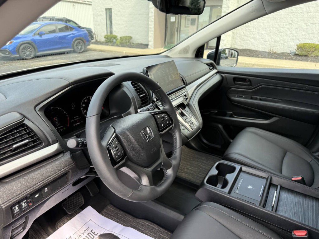 2025 Honda Odyssey Image 17