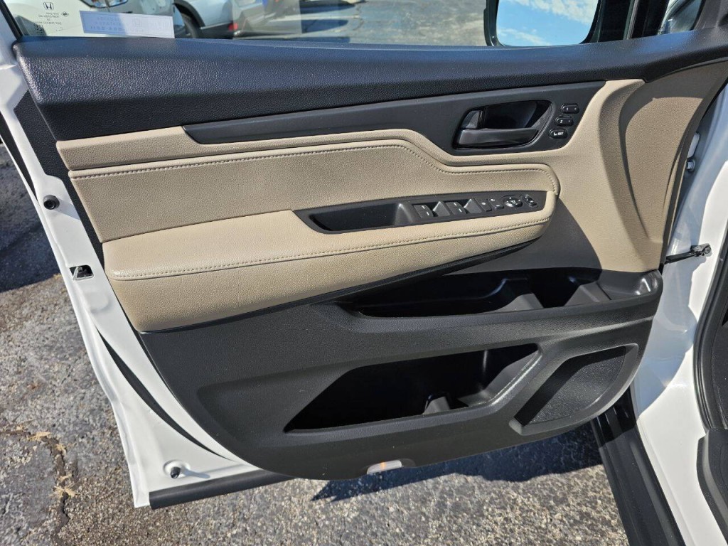2022 Honda Odyssey Image 14