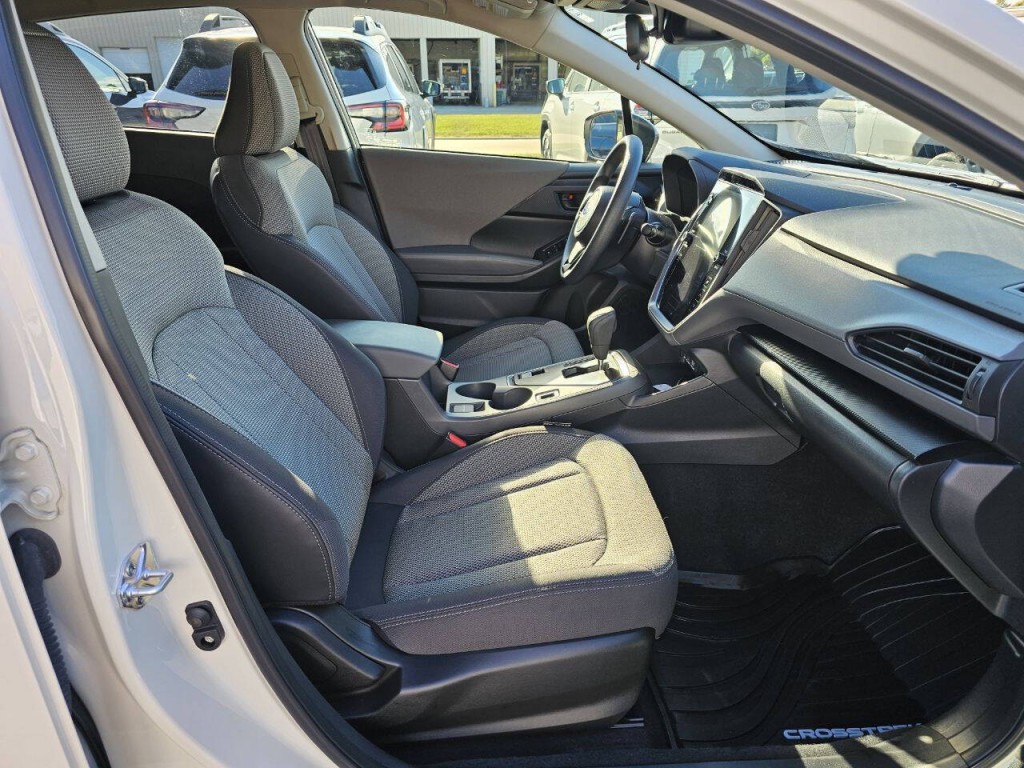 2024 Subaru Crosstrek Image 25