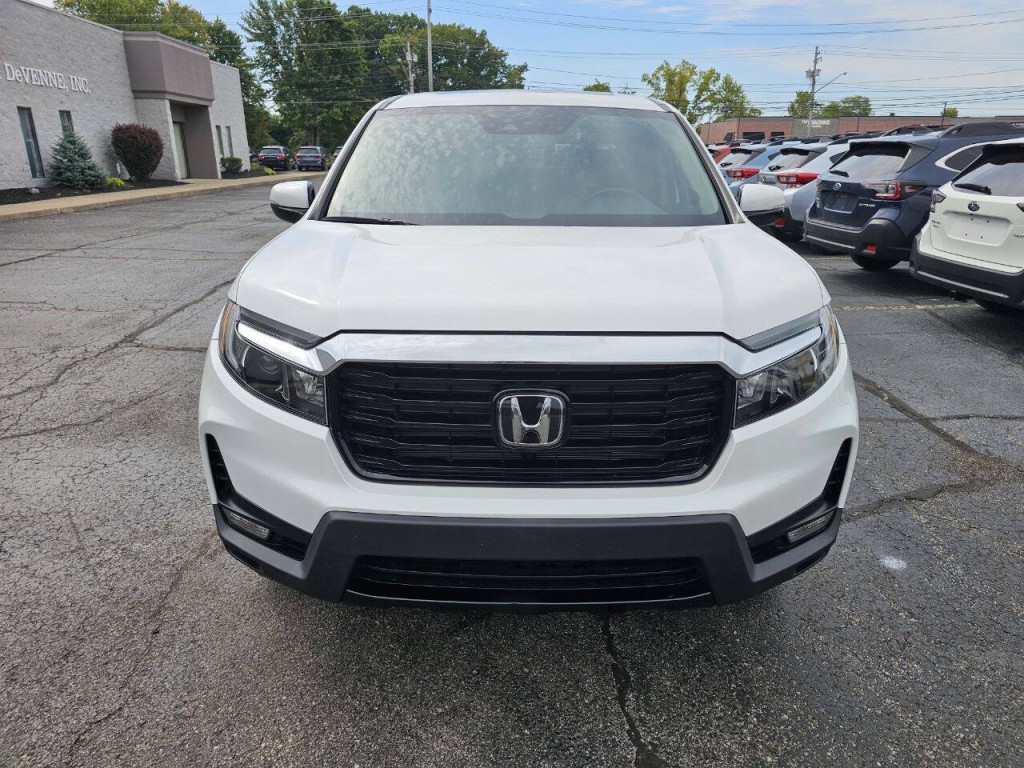 2023 Honda Ridgeline Image 3