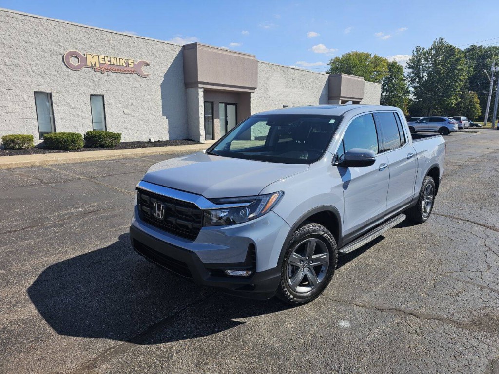 2023 Honda Ridgeline Image 2