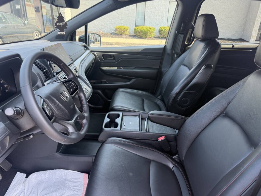 2025 Honda Odyssey Image 18